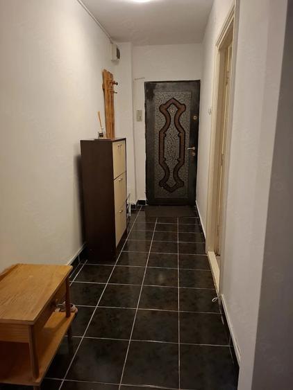 Apartament cu 2 camere decomandat în Lipovei