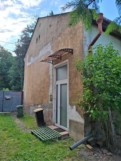 Casă cu 3 camere în Central