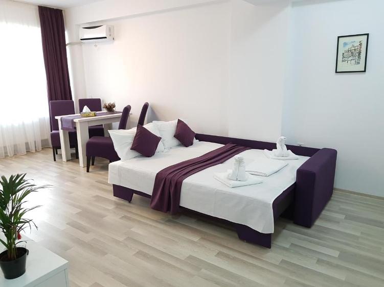 Apartament cu 2 camere decomandat, mobilat în Mamaia