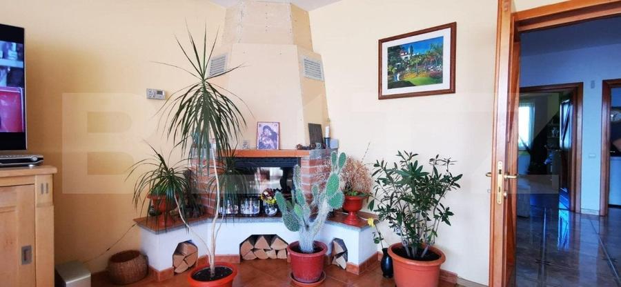 Casă individuală cu 5 camere cu Canalizare în Hărman