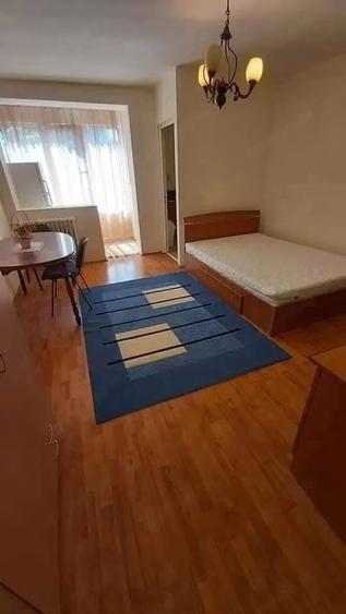 Garsonieră semidecomandată în Take Ionescu