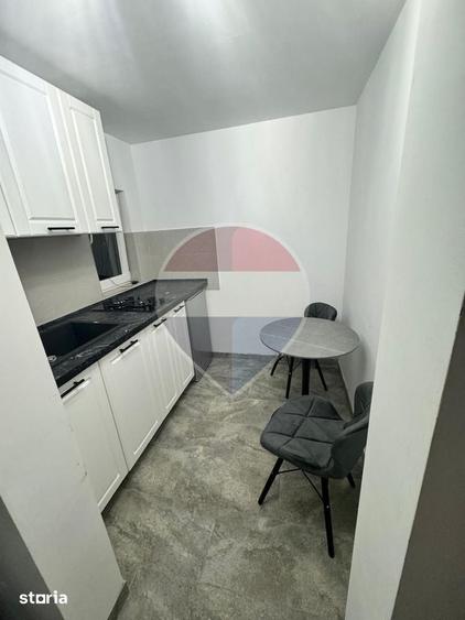 Apartament cu 2 camere semidecomandat în Central