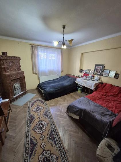 Casa in Blejoi cu posibilitate de teren suplimentar - 3