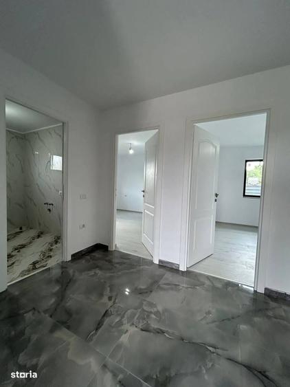 Casă cu 4 camere cu Teren 700 Mp în Central