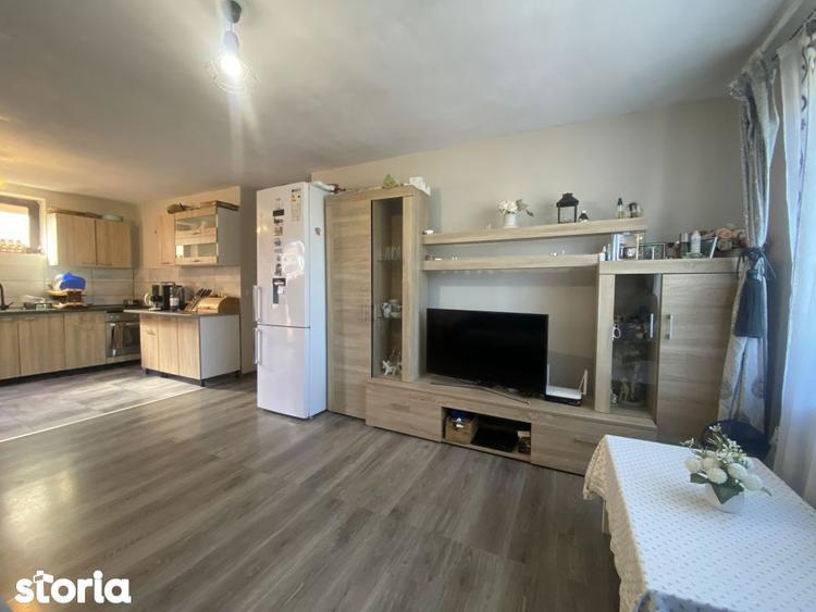 Casă cu 5 camere cu Teren 238 Mp în Central