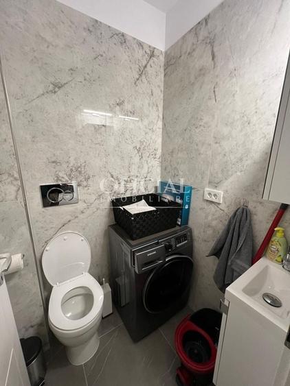Apartament cu 3 camere semidecomandat, mobilat în Florești
