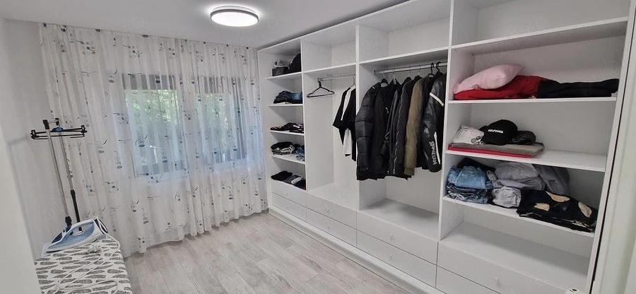 Apartament cu 4 camere decomandat, mobilat în Lăpuș Argeș