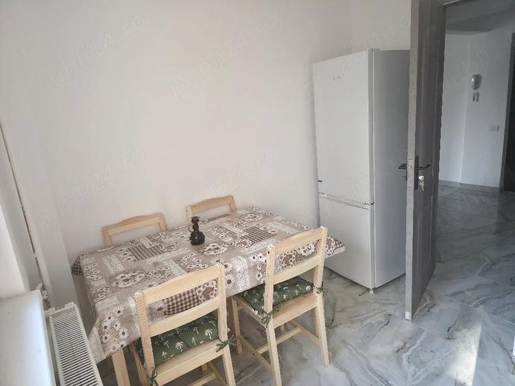 Apartament cu 2 camere decomandat în Berceni