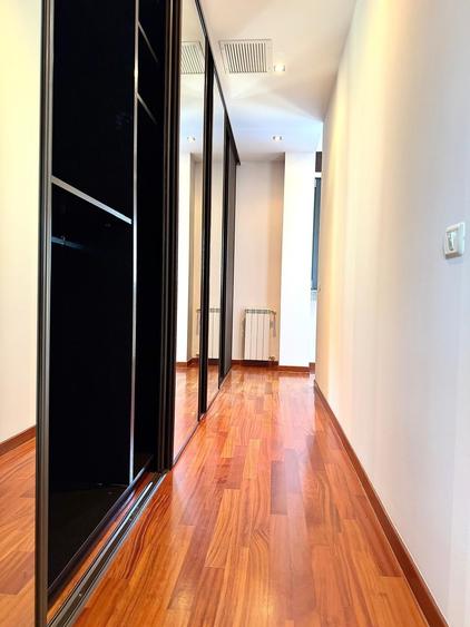 Apartament cu 4 camere decomandat în Dorobanți