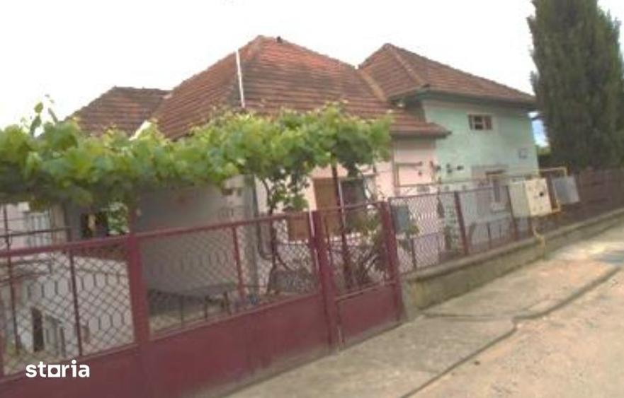Cota de 1/2 din casa si teren- municipiul Hunedoara, judetul Hunedoara - 5
