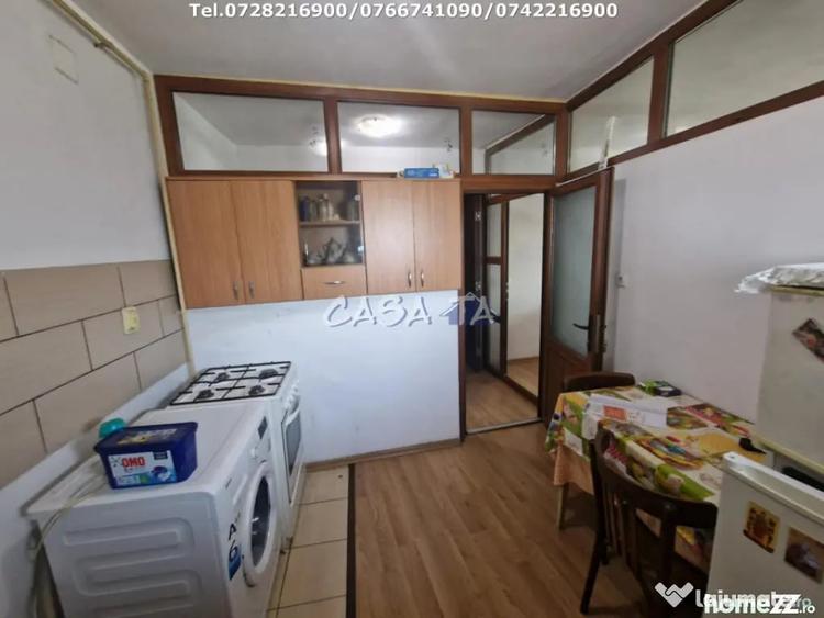 Apartament cu 2 camere semidecomandat în Plopilor