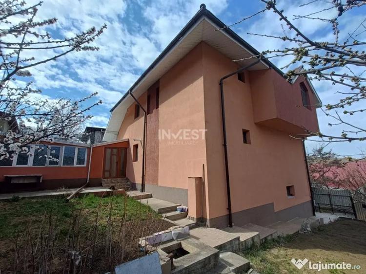 Casă cu 5 camere cu Teren 500 Mp în Tomești