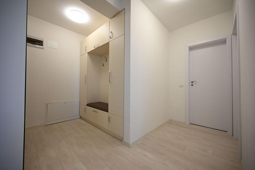 Apartament cu 2 camere decomandat, mobilat în Aradului