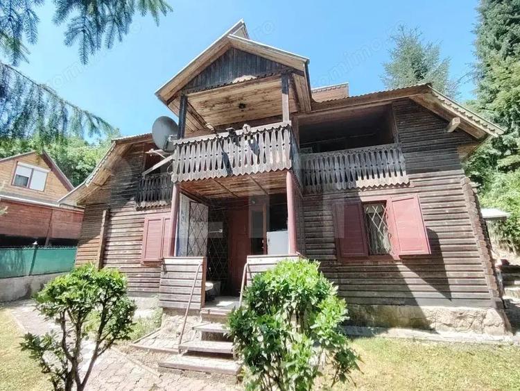 Casă cu 5 camere cu Teren 175 Mp în Lunca