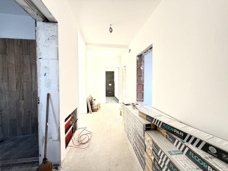 Duplex cu 3 camere cu Canalizare în Dumbrăvița
