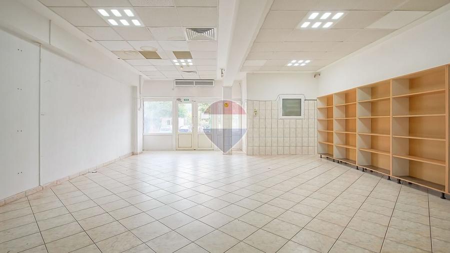 Spațiu comercial, de 80 mp, în Noua
