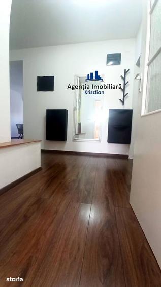Apartament cu 3 camere decomandat în Burdea