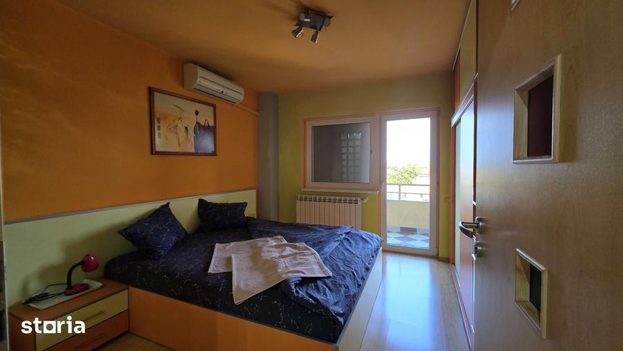 Apartament cu 4 camere decomandat în Complex Studențesc
