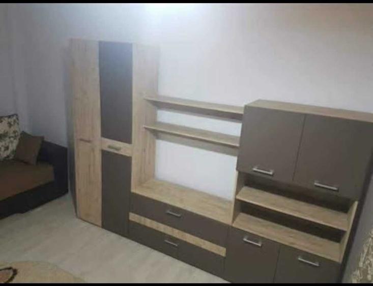 Garsonieră decomandată în Valea Adâncă