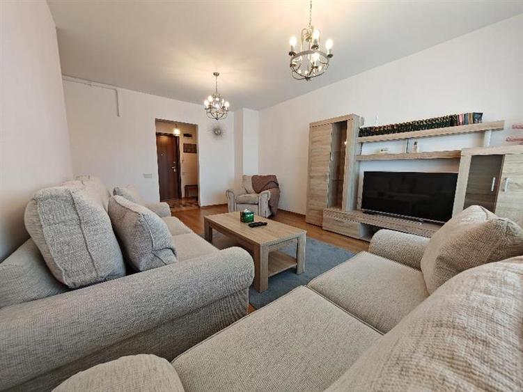 Apartament cu 2 camere decomandat, mobilat în Astra