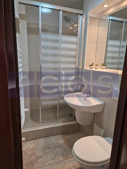 Apartament cu 4 camere în Unirii