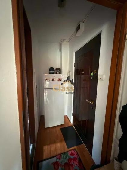 Garsonieră semidecomandată, mobilată în Între Lacuri