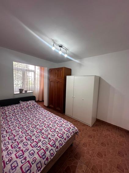 Apartament cu 2 camere, etajul 1/4, PET FRIENDLY, zona Mircea Cel Batran, - 1