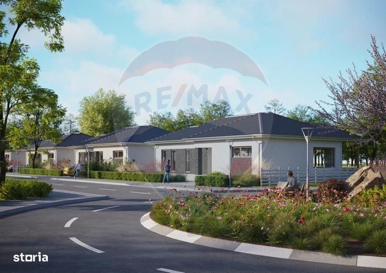 Casă cu 4 camere cu Teren 750 Mp în Jucu