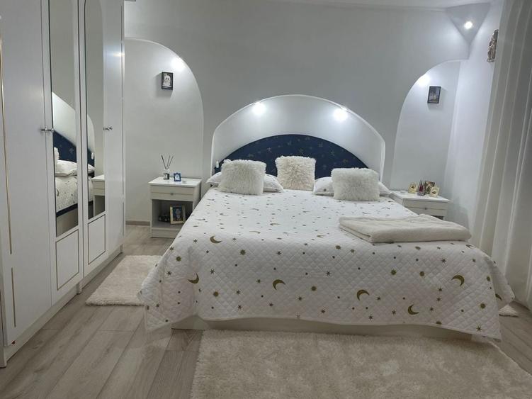 Casă cu 4 camere în Central