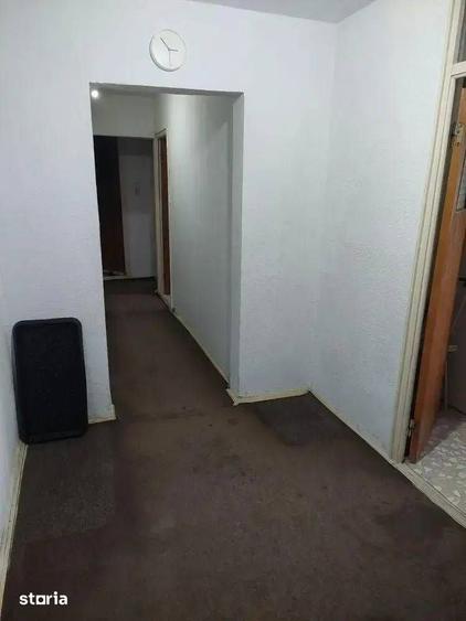 Apartament cu 3 camere în Rahova