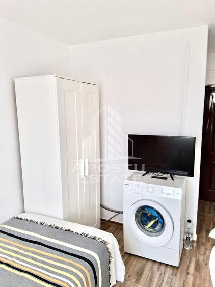Garsonieră nedecomandată, mobilată în Complex Studențesc