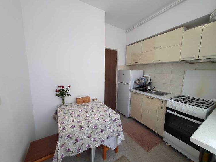 Garsonieră decomandată în Politehnica