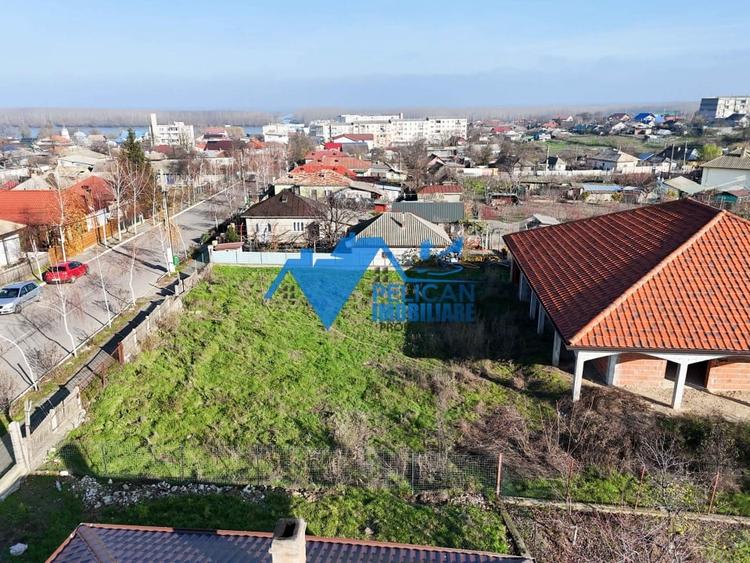 Casă individuală cu 4 camere cu Garaj în Mahmudia