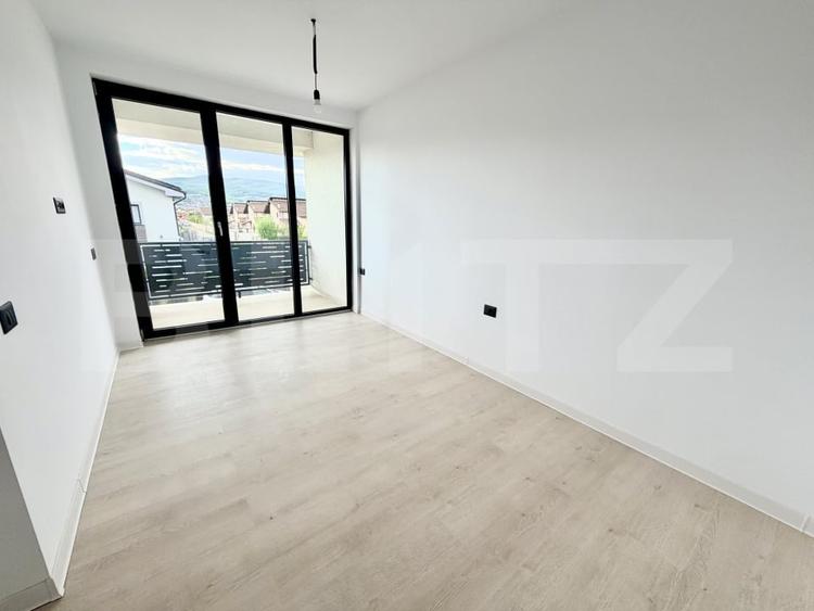 Duplex cu 4 camere cu Teren 320 Mp în Cetate