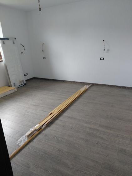 Casă cu 2 camere în Central