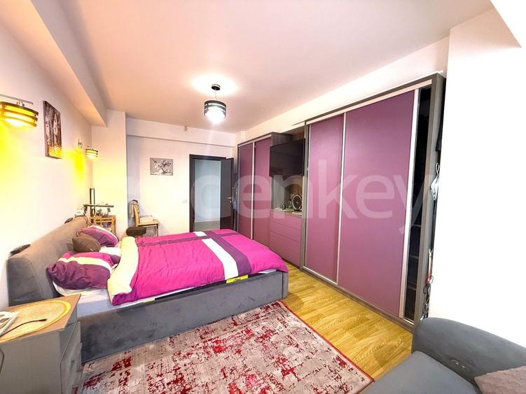 Apartament cu 2 camere decomandat, mobilat în Central