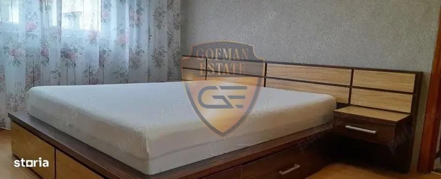 Apartament cu 4 camere decomandat în Central