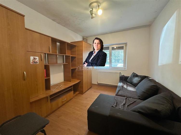 Apartament cu 3 camere decomandat, mobilat în Luncă