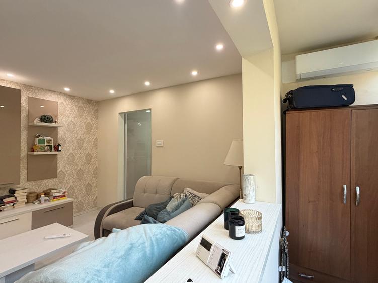 Apartament cu 3 camere semidecomandat în Gheorghe Lazăr