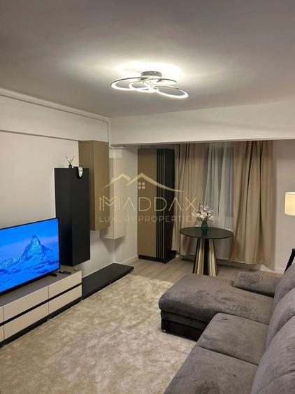 Apartament cu 2 camere decomandat în Viilor