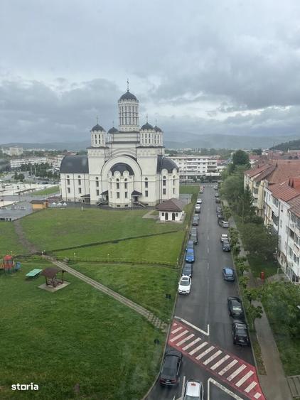 Apartament cu 3 camere în Onești