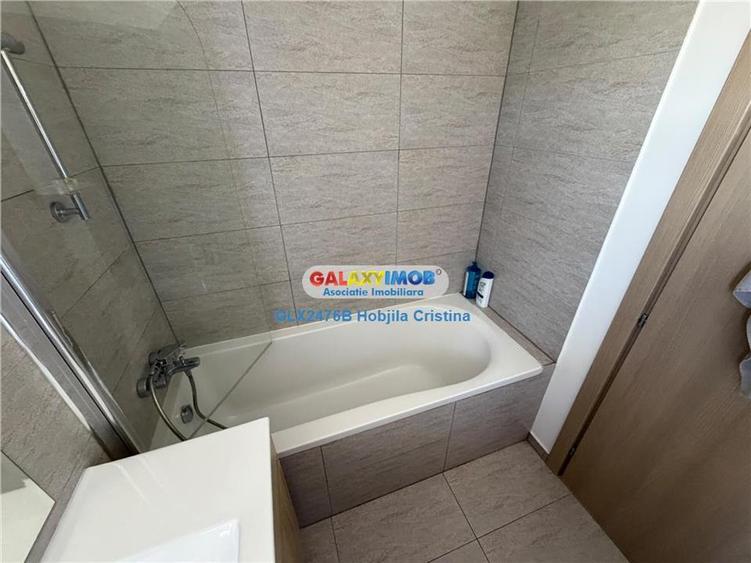 Apartament cu 3 camere semidecomandat, mobilat în Băneasa