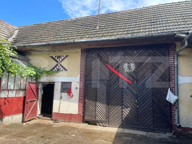 Casă individuală cu 6 camere cu Canalizare în Exterior Est