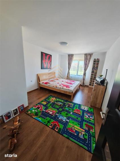 Casă cu 3 camere cu Teren 300 Mp în Central