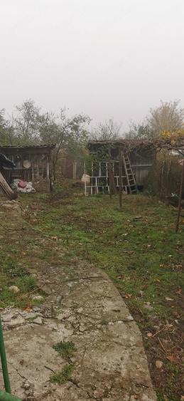 Casă cu Teren 1524 Mp în Roșia de Secaș