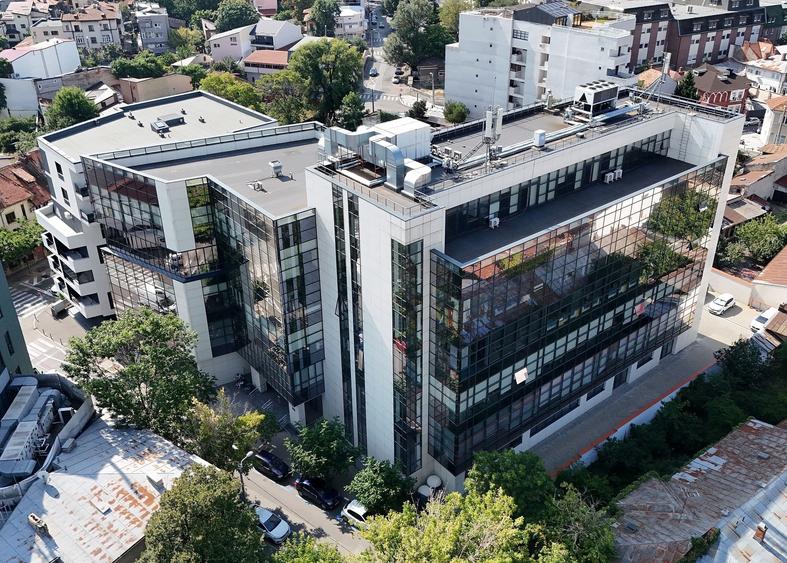 Birou, de 945 mp, în Muncii