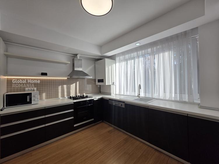 Apartament cu 4 camere semidecomandat, mobilat în Voluntari