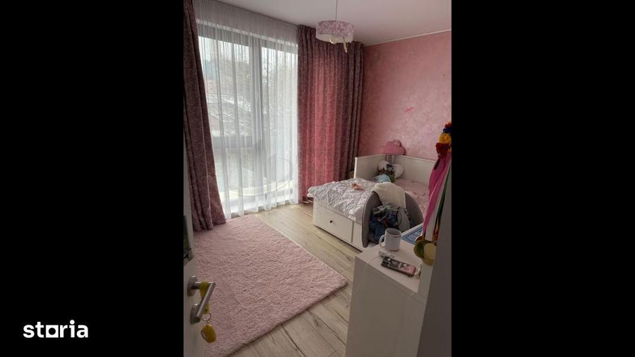 Casă cu 5 camere cu Teren 296 Mp în Progresul