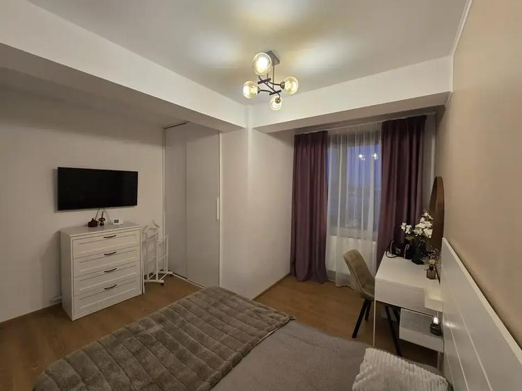 Apartament cu 3 camere decomandat, mobilat în Vest