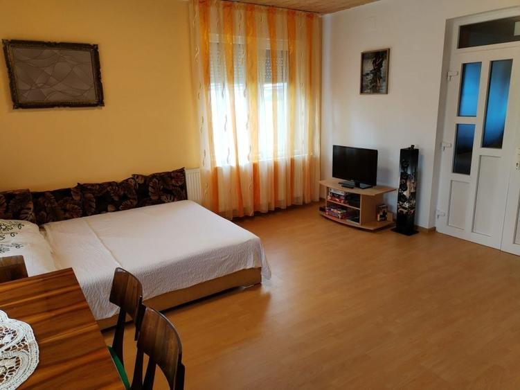 Casă cu 2 camere cu Teren 600 Mp în Rontău